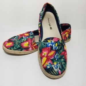 Hawaiian tropical floral print slip on espadrille